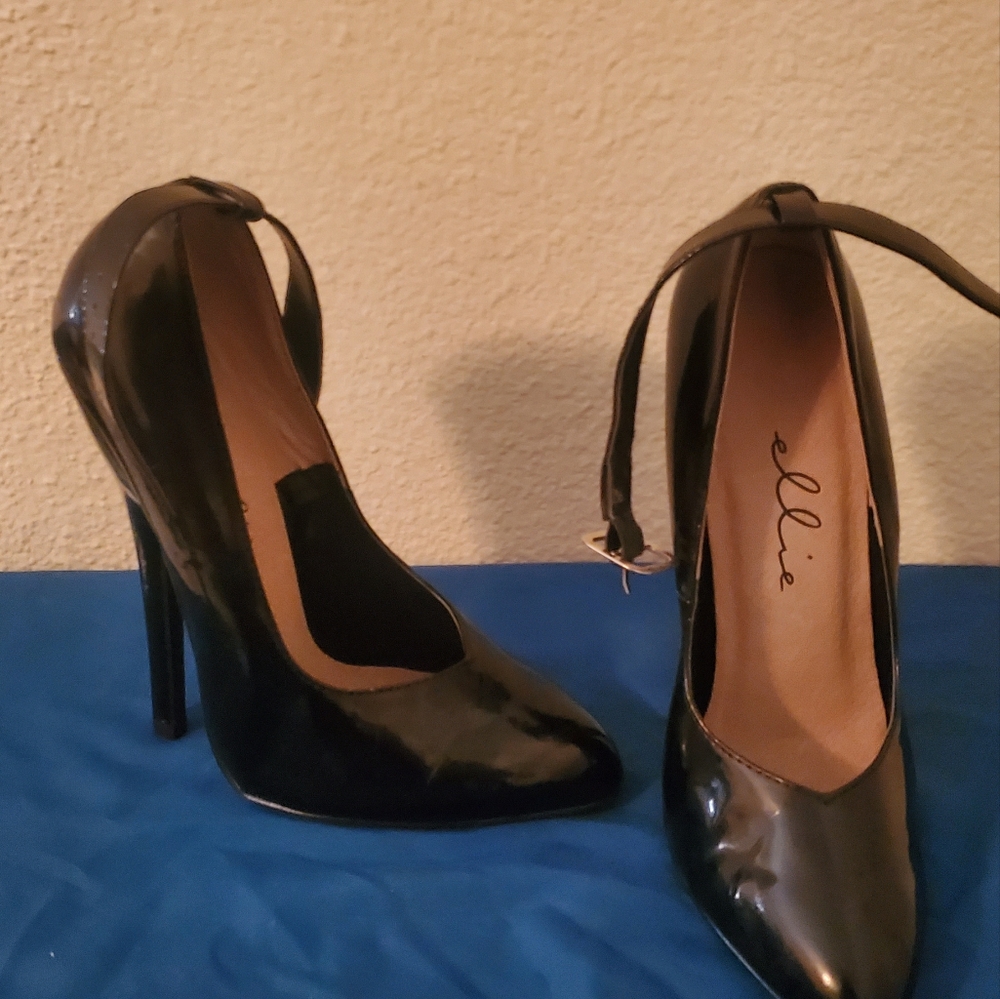Black patent Ellie bedroom heels sexy